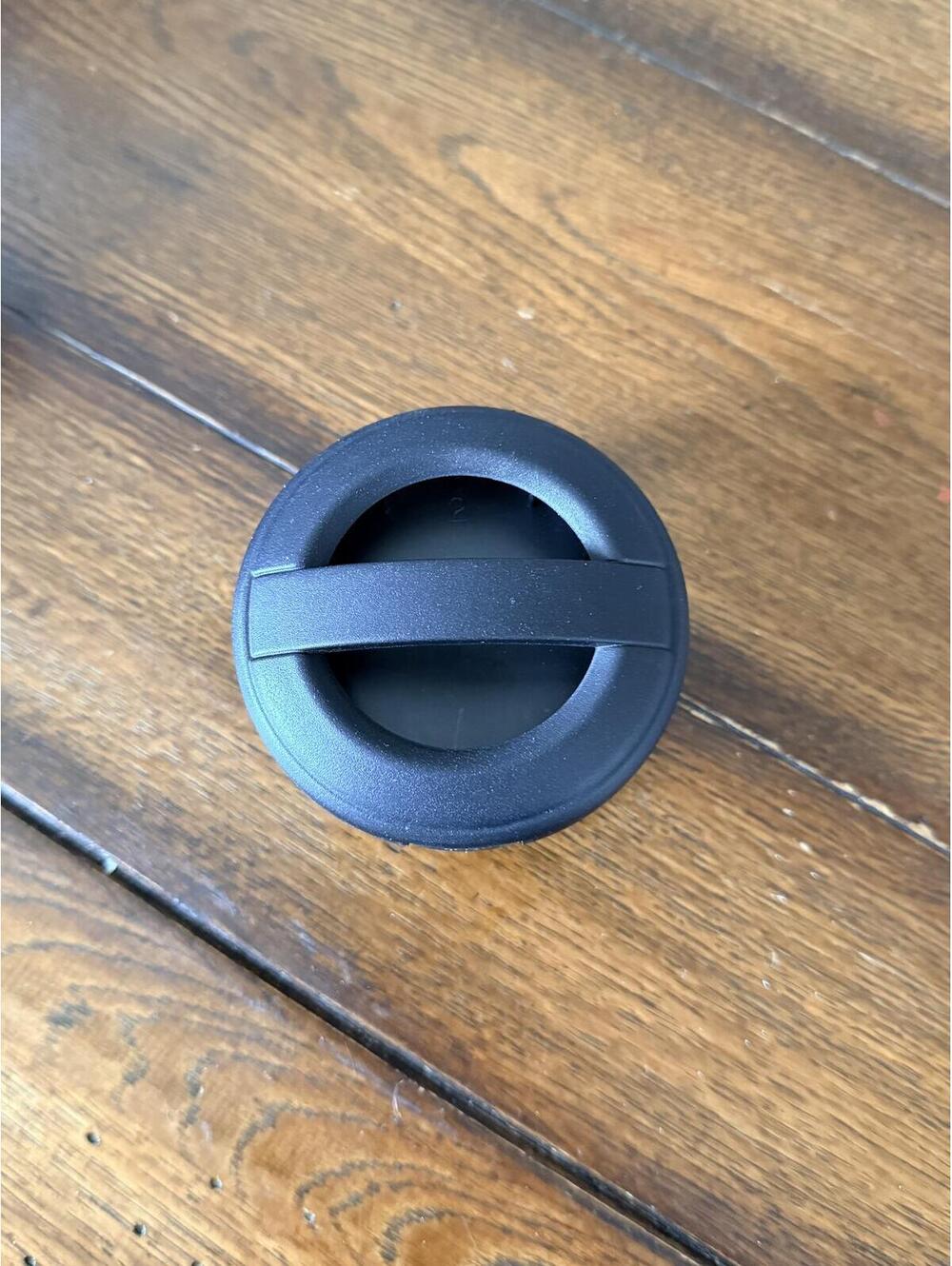 BBW car vent fragrance holder